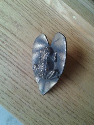 ฺBrass Handle Code KSF01 size L _70 mm. W _47 mm.deep 30 mm. ฺBrass Handle Code KSF01 size L _70 mm. W _47 mm.deep 30 mm.