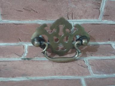 Brass Handle code A.074 size L: 80 mm.wide 55 mm. Brass Handle code A.074 size L: 80 mm.wide 55 mm.