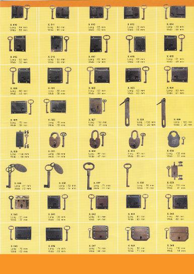 Brass Key X.018 long 60 mm. wide 44 mm. Brass Key X.018 long 60 mm. wide 44 mm.