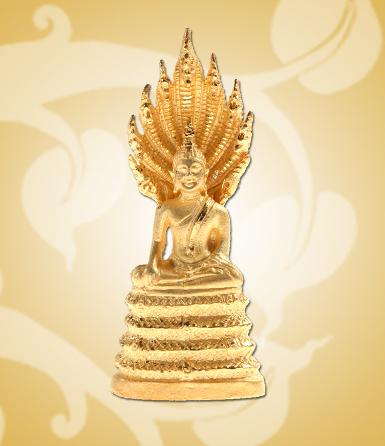 พระนาคปรก ชุบกะไหล่ทอง18 k เลี่ยมกรอบทองเหลือง กันน้ำ พร้อมแหนบ