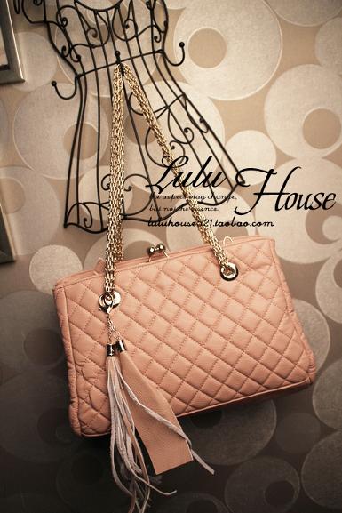 Pre-order ระเป๋าถือ Luluhouse รุ่น LL138bl6 สีครีมอมส้ม Ivory with orange 