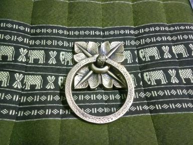 ฺBrass pull handle hammer Item Code P179MP size 85 x 83 mm. ring 100 mm.thick 9 mm. ฺBrass pull handle hammer Item Code P179MP size 85 x 83 mm. ring 100 mm.thick 9 mm.