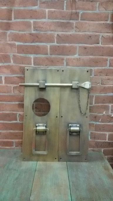 Brass Door Lock Item Code Q.042G size long 300 mm. wide 190 mm. Thickness 2 mm. Brass Door Lock Item Code Q.042G size long 300 mm. wide 190 mm. Thickness 2 mm.