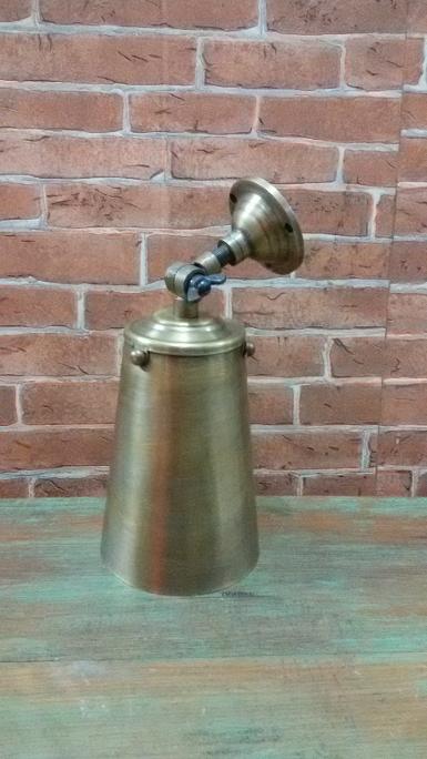 Down light brass Item Code DLMP01 size high 14 cm. wide 93 mm. deep 10 cm. Down light brass Item Code DLMP01 size high 14 cm. wide 93 mm. deep 10 cm.