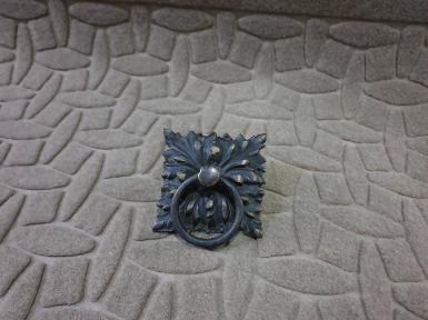 Brass handle Item Code KS216 size 70 x 70 mm. Brass handle Item Code KS216 size 70 x 70 mm.