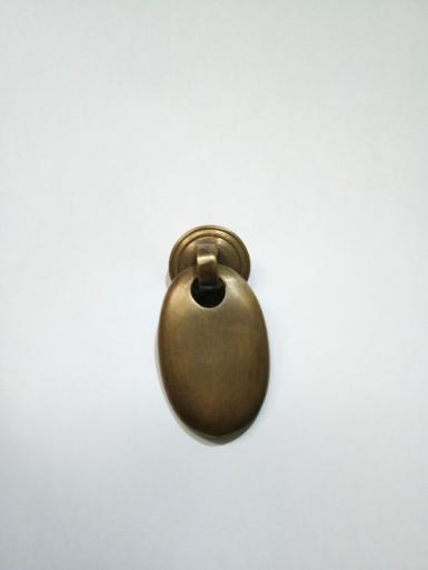 Brass pull handle Item Code Q.046AC size plate 20 mm. handle 40 x 25 mm. Brass pull handle Item Code Q.046AC size plate 20 mm. handle 40 x 25 mm.