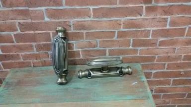 Brass knob code W.064AA size long 160 mm. wide 40 mm. Brass knob code W.064AA size long 160 mm. wide 40 mm.