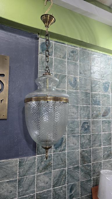 ็Hanging Lamp brass with cut glass Item Code HLD9 size D: 9'' Long total 750 mm. ็Hanging Lamp brass with cut glass Item Code HLD9 size D: 9'' Long total 750 mm.